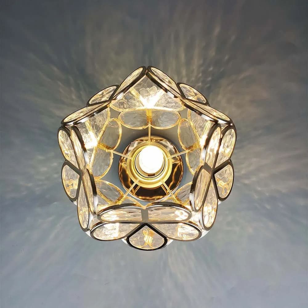 Szklana lampa sufitowa w stylu kwiatowym z delikatnymi szklanymi kwiatami, idealna do przytulnych przedpokojów i małych przestrzeni