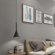 Lampada a sospensione triangolare contemporanea per soffitto soggiorno, elegante apparecchio geometrico per interni moderni