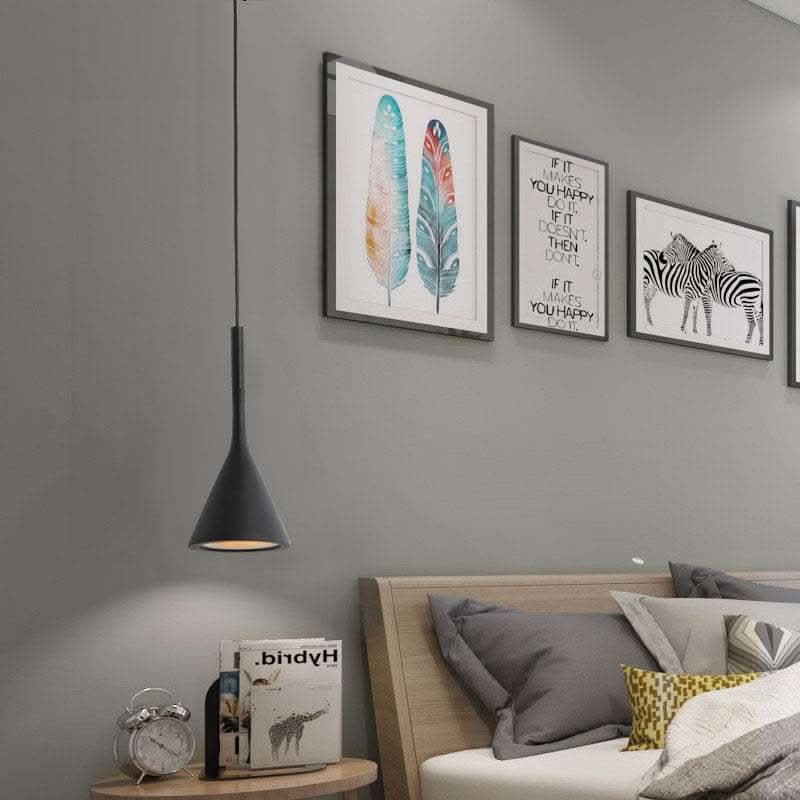 Lampada a sospensione triangolare contemporanea per soffitto soggiorno, elegante apparecchio geometrico per interni moderni