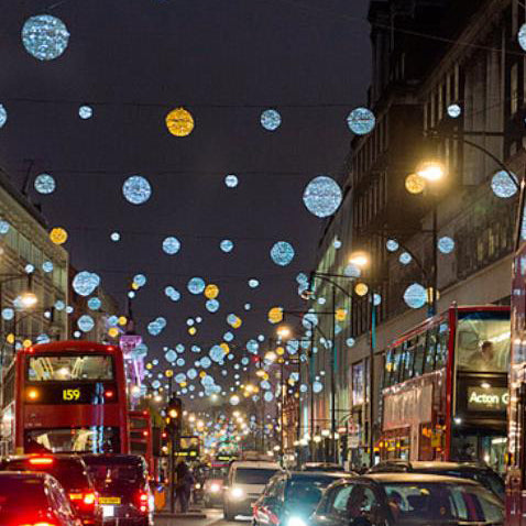 Hanging LED Sphere Lights With Metal Wire Ball Pattern For Outdoor Decor And Patio Ambience