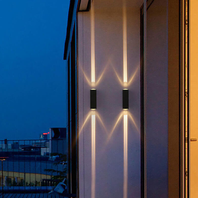 Rektangulært LED udendørs væglampe med opadgående og nedadgående stråler til belysning af sti og facade