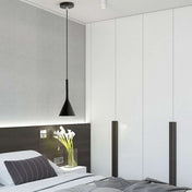 Lampada a sospensione triangolare contemporanea per soffitto soggiorno, elegante apparecchio geometrico per interni moderni