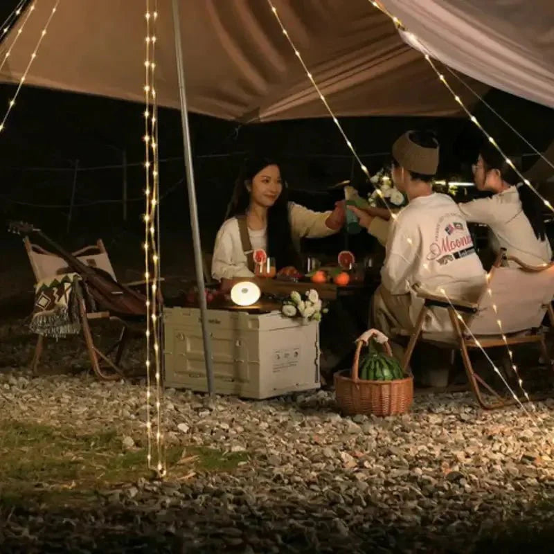 Linterna de camping recargable con luces LED en cadena retráctiles para iluminación portátil al aire libre