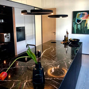 Lampada a sospensione LED circolare per soggiorno moderno con design ad anello minimalista per interni domestici contemporanei