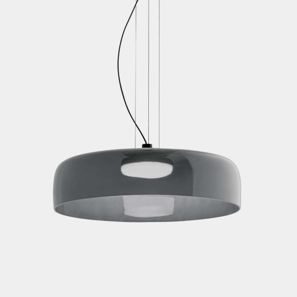 Aurora glasophængt lampe med unikt metal- og glasvedhængsdesign til moderne interiører