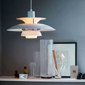 Moderne Aurora LED pendel med E27 metalskærm til boligindretning og moderne opholdsrum