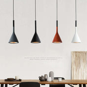 Lampada a sospensione triangolare contemporanea per soffitto soggiorno, elegante apparecchio geometrico per interni moderni