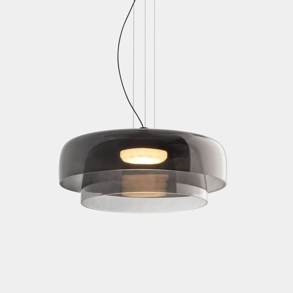 Aurora glasophængt lampe med unikt metal- og glasvedhængsdesign til moderne interiører