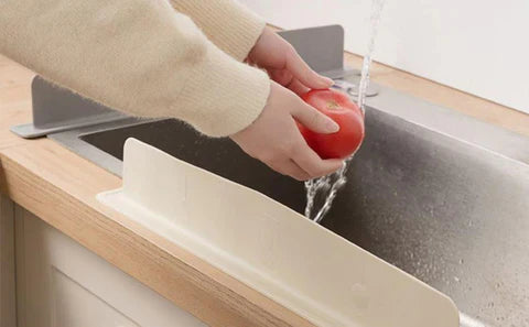 AquaGuard Splash Barrier | Premium Silicone, 49cm Coverage 5