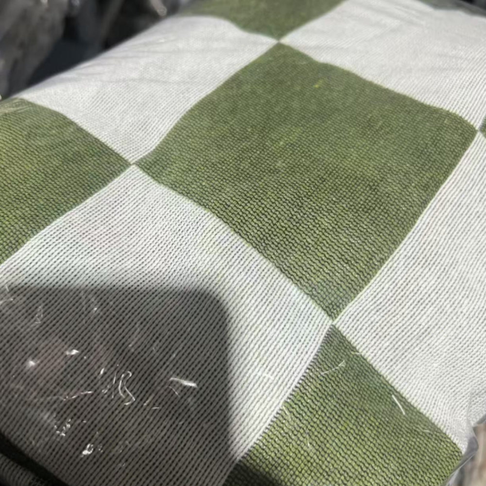 Manta de picnic grande a cuadros HearthHug con microfibra suave y flecos para uso diario en el hogar