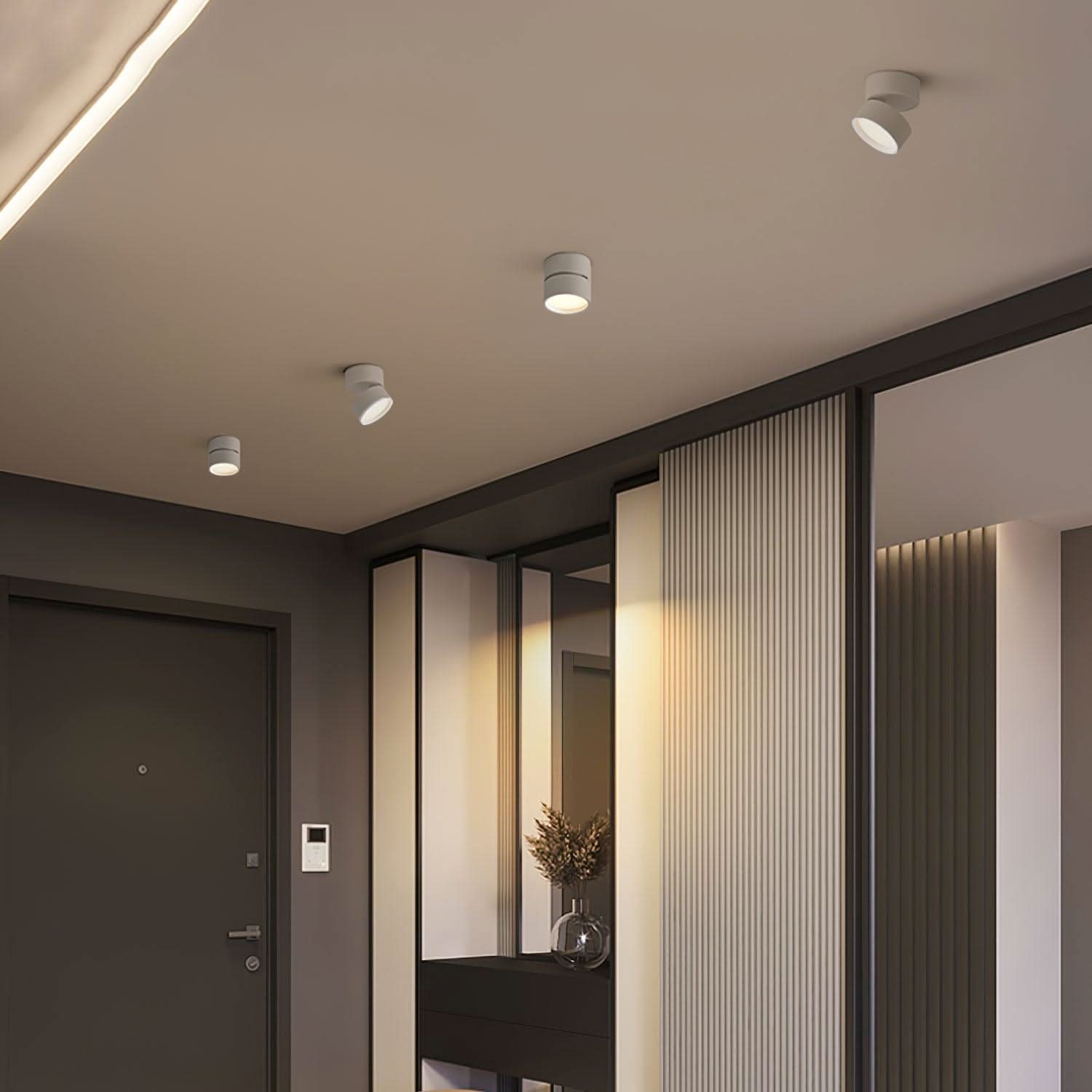 Varmhvid justerbar LED-loftlampe til overflademontage med rettet belysning for præcis oplysning i ethvert rum