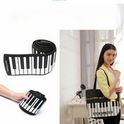 Sammenklappeligt Musikkeyboard, Der Tænder Din Frihed Til At Skabe Episk Musik Overalt For Skabere På Farten