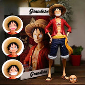 Hot 28cm Pirate World Luffy tre-form ansigtsskiftende animefigur, selvsikker smilende positur dukkelegetøjssæt