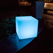 NovaCube LED-kub trädgårdsbelysning vit utomhus golvlampa för trädgårdar, uteplatser och utomhusmiljöer