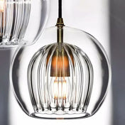 Moderne Glas-Pendelleuchte für Esszimmer im schlanken minimalistischen Stil Deckenleuchte für Wohnkultur