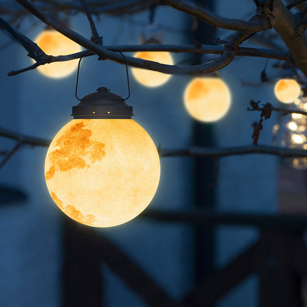 Moderne_LED_Buitenlamp_in_Goud_Metaal_en_Hars__Zonne-energie_Hanglamp_voor_Tuin_0.png