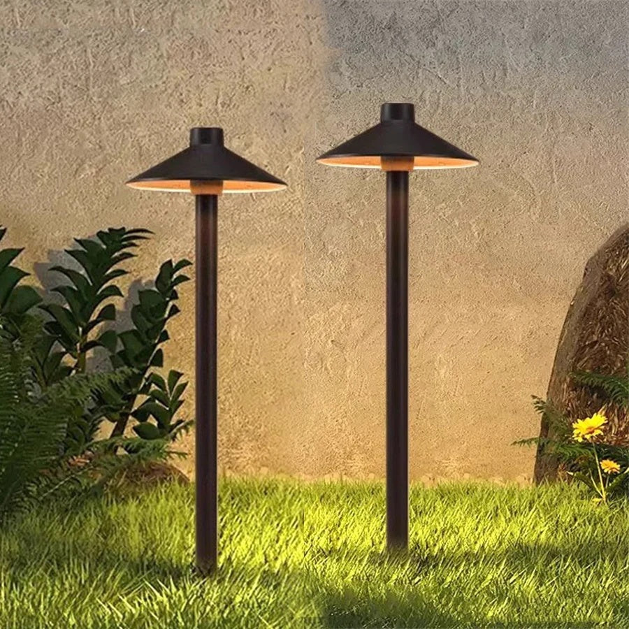 Mushroom_Shaped_Outdoor_Path_Light_01.jpg