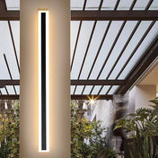 Udendørs LED-væglampe med slankt lineært design til terrasser og indgange i moderne stil