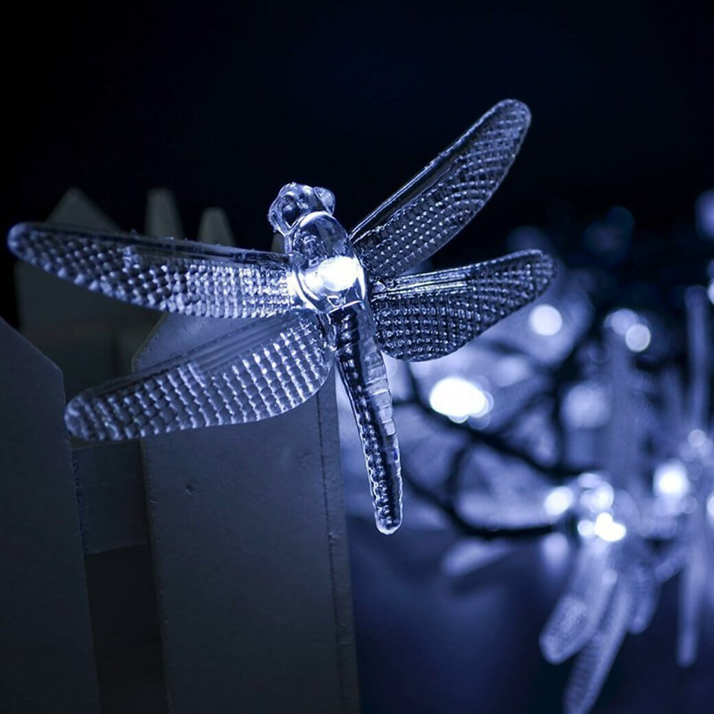 AeroDragonfly napelemes füzérfények élénk, többszínű LED-ekkel kültéri kertekhez és teraszokhoz
