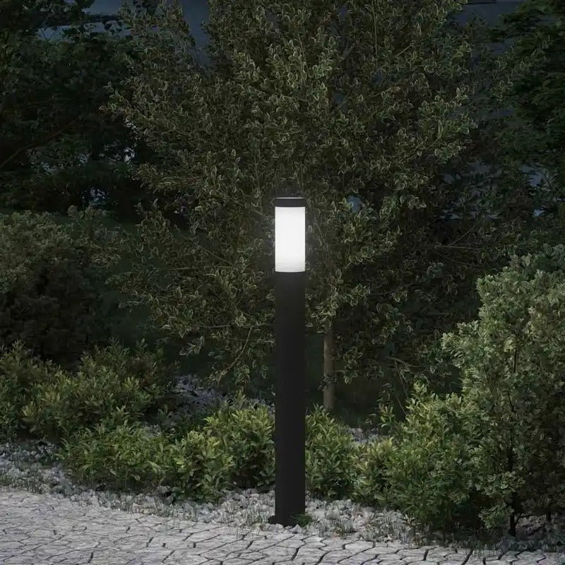 Outdoor_Pathway_Post_Light2.jpg