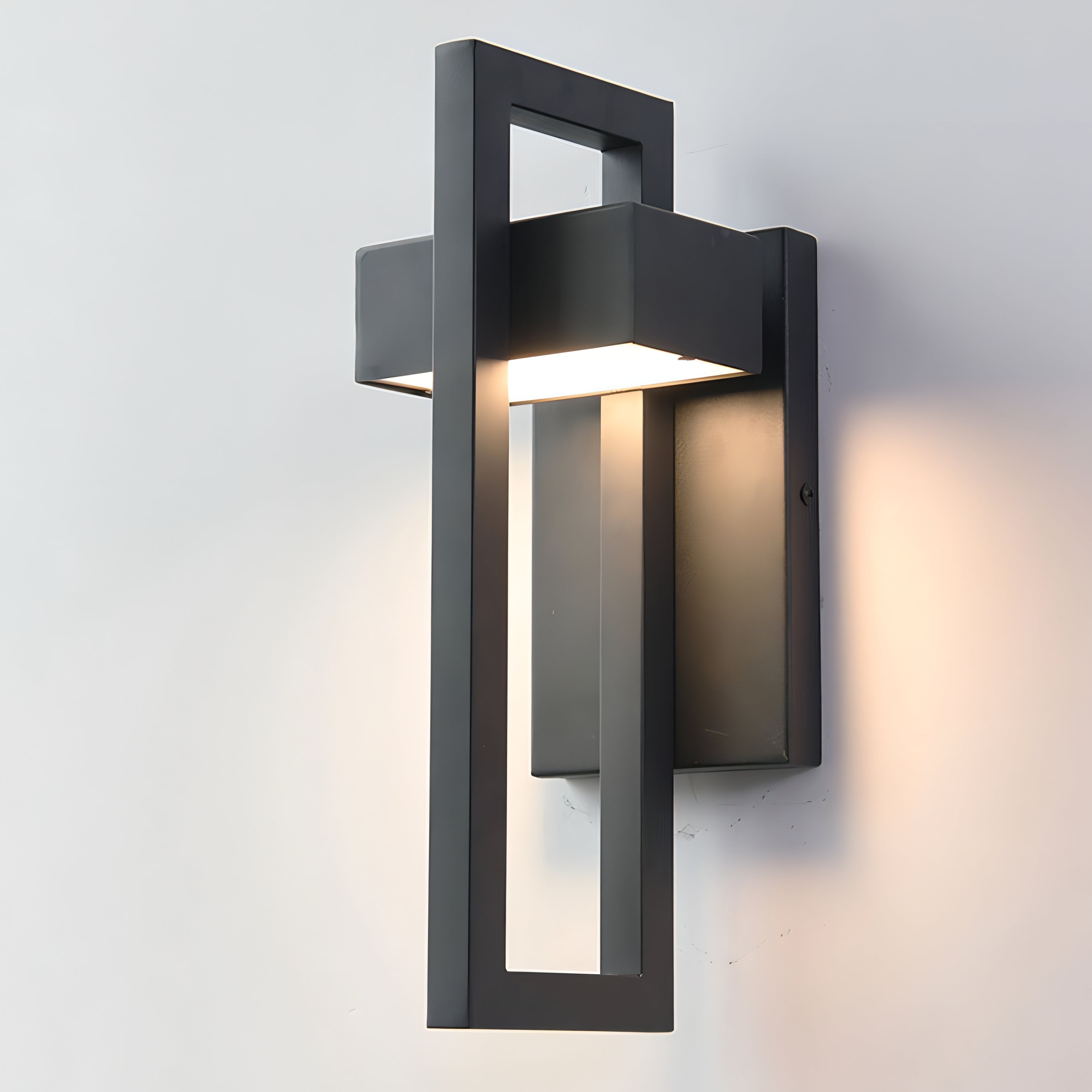 Moderne sort stål udendørs væglampe med arkitektonisk design til udendørs belysning