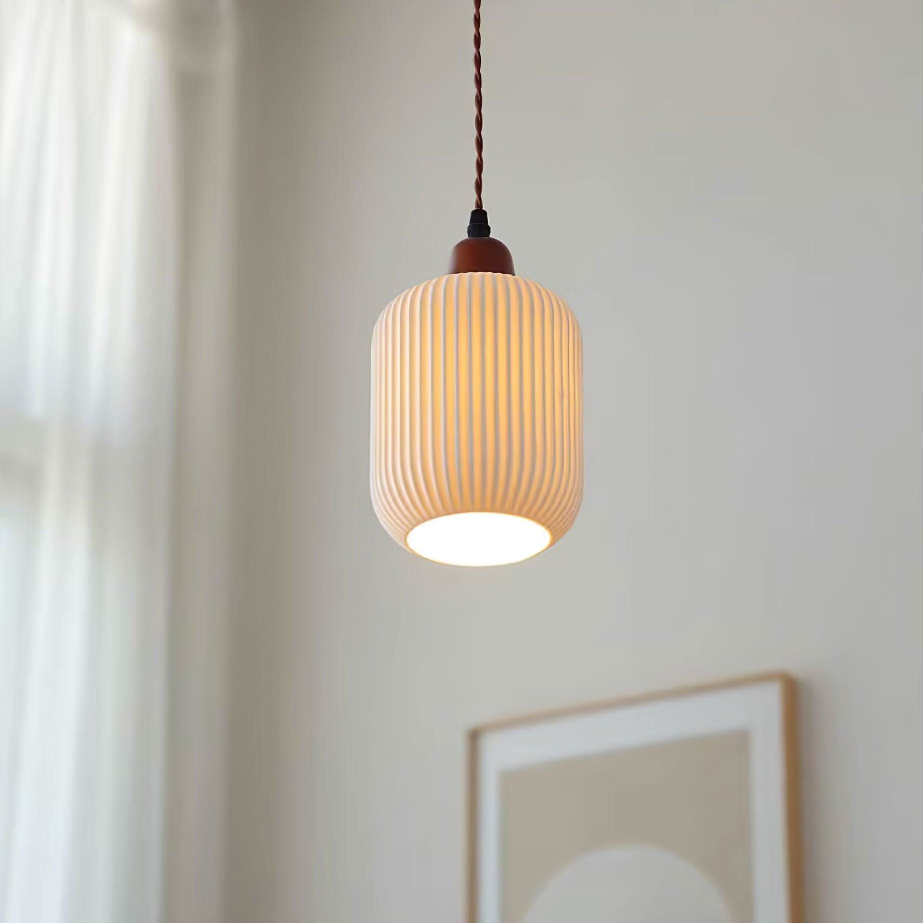 Suspension en céramique rustique avec accent en chêne pour salle à manger ou luminaire de plafond de cuisine style