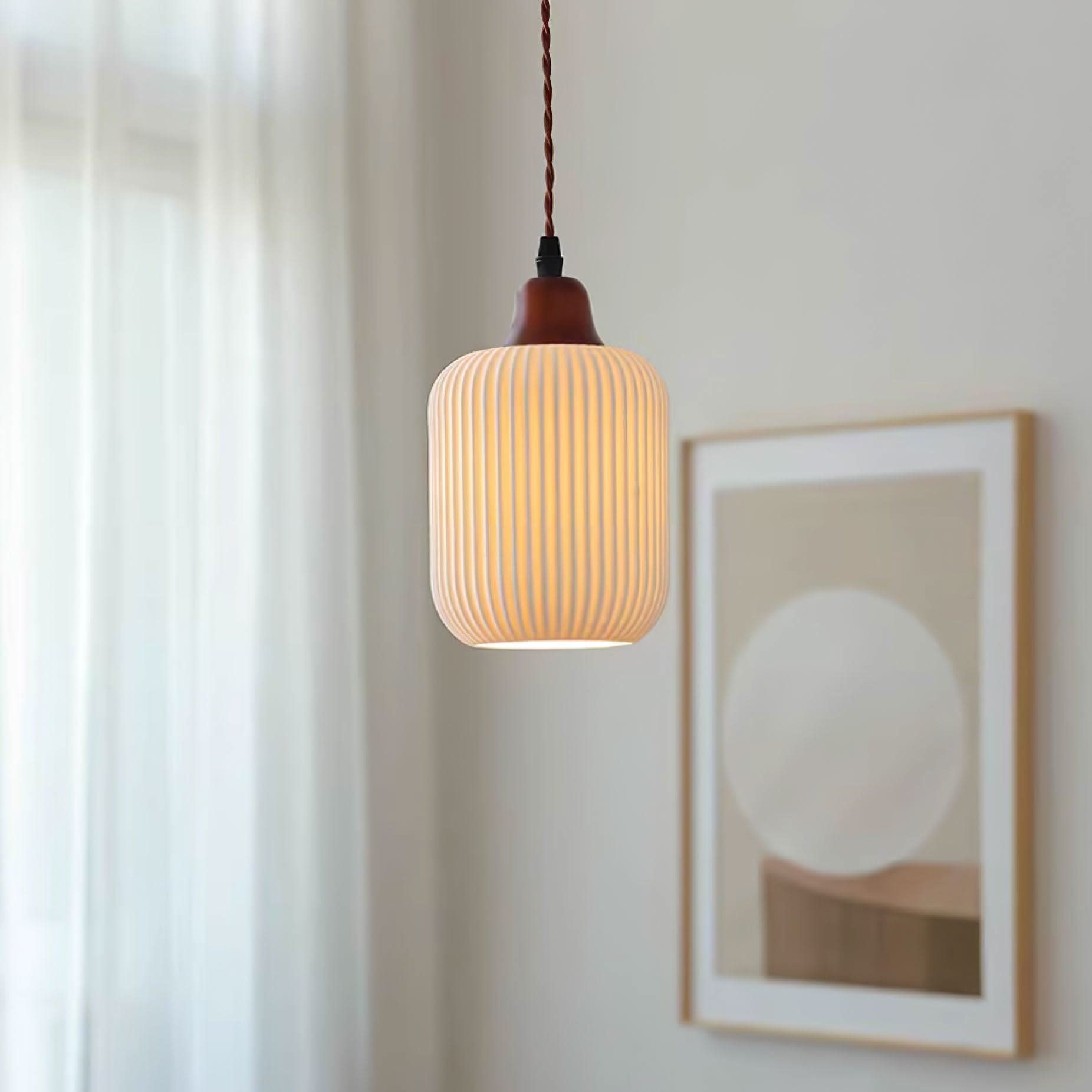 Suspension en céramique rustique avec accent en chêne pour salle à manger ou luminaire de plafond de cuisine style