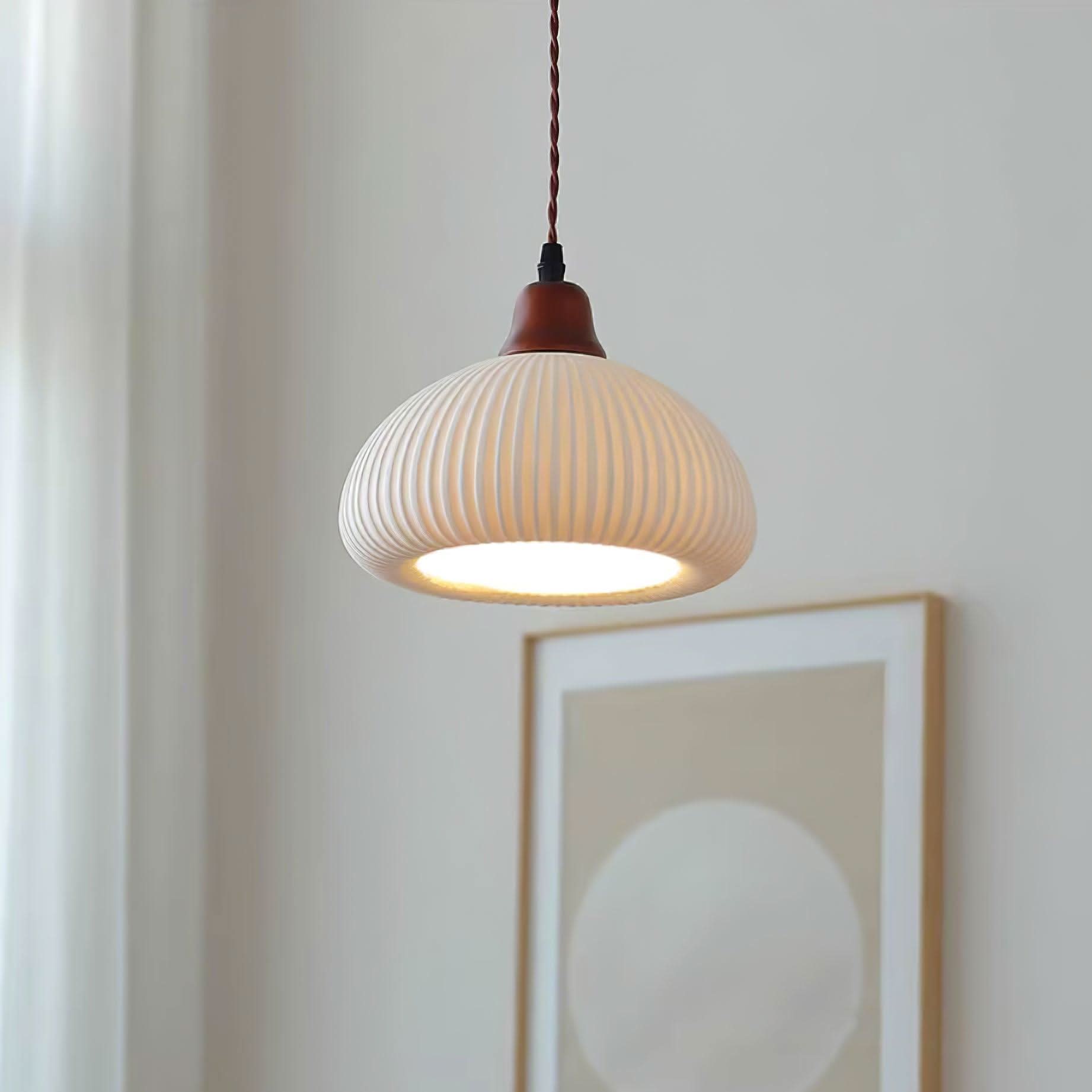 Suspension en céramique rustique avec accent en chêne pour salle à manger ou luminaire de plafond de cuisine style