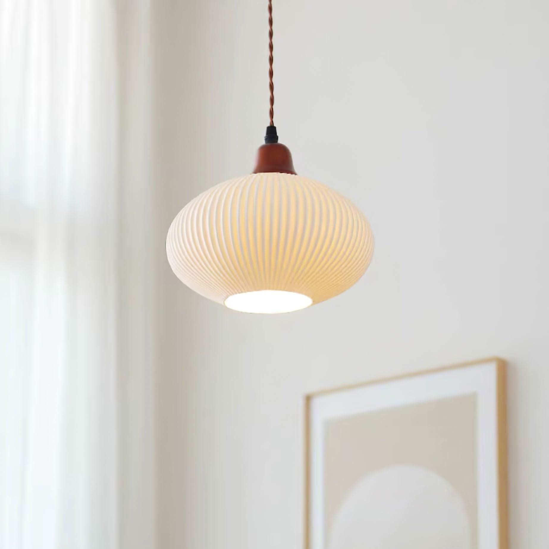 Suspension en céramique rustique avec accent en chêne pour salle à manger ou luminaire de plafond de cuisine style
