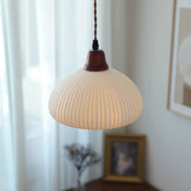 Suspension en céramique rustique avec accent en chêne pour salle à manger ou luminaire de plafond de cuisine style
