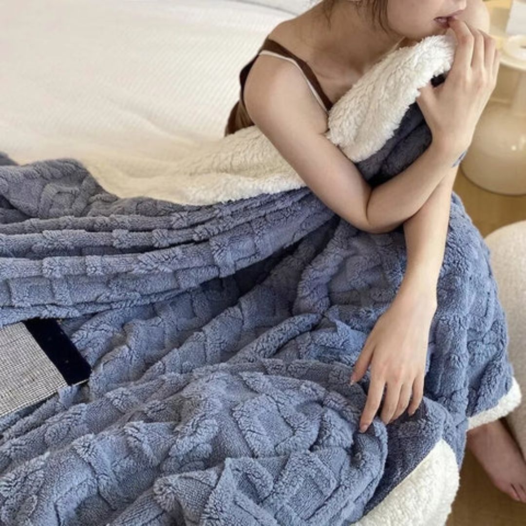 Snuggle Sherpa Blanket 2