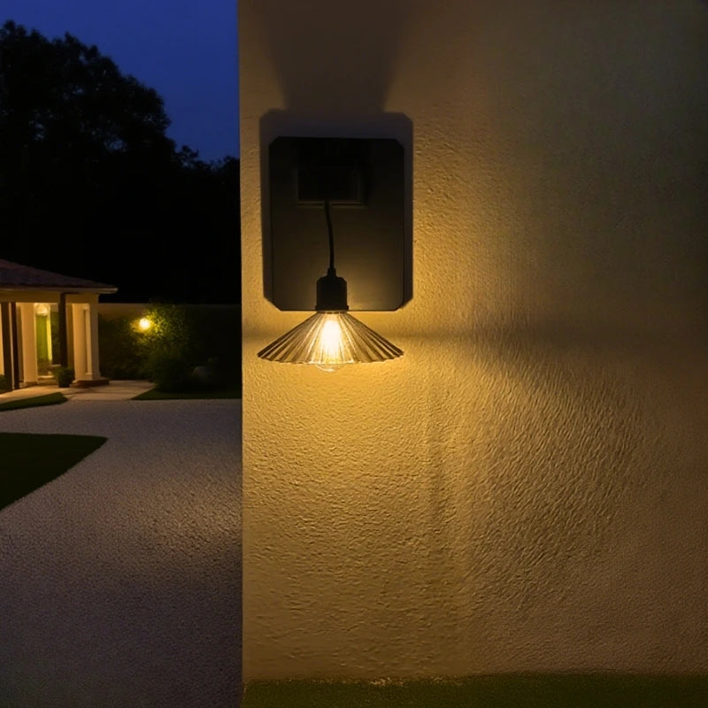 Utomhusvägglampa med hängande skärm och skymningssensor för uteplatser, balkonger, entréer och trädgårdskonstruktioner