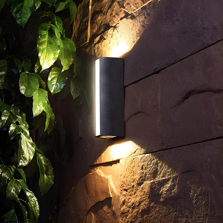 Contemporary Exterior Dual-Beam Outdoor Wall Light For Exterior Pathways And Facades Lighting