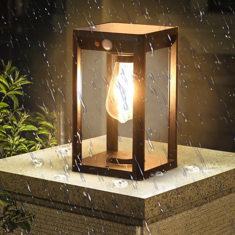 Zonne-energie_Buitenlamp_met_Bewegingssensor__Waterdichte_Aluminium_Pilaarlamp_met_LED_Verlichting_2.jpg