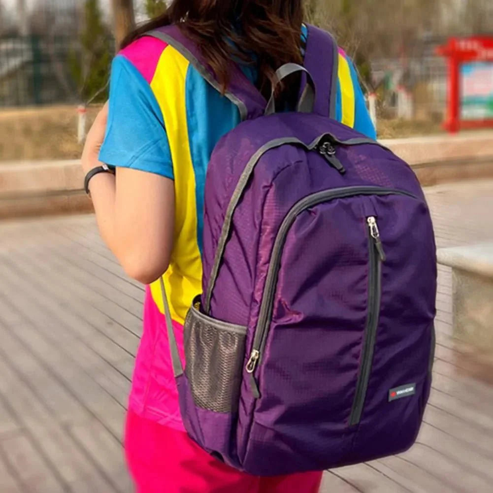 Sac à dos pliable ultraléger étanche 30L pour voyage et aventures en plein air | SummitTrail Gear
