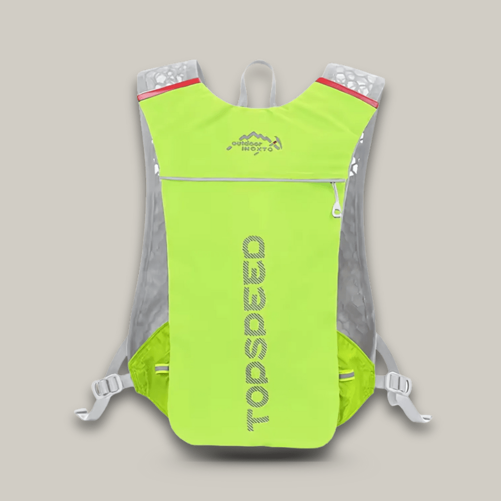 Mochila ligera para correr con almacenamiento de hidratación para trail runs y aventuras cortas en movimiento