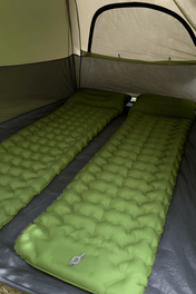 Önfelpumpálós Kempingmatrac Könnyű és Kompakt a Könnyű Hátizsákos Túrázáshoz és Kempingezéshez a TrailNova Outdoors-tól