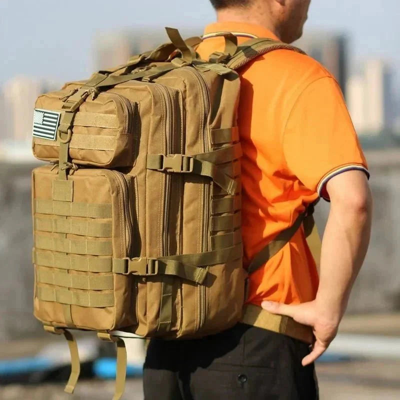 Sac à dos extérieur étanche et robuste de 50L pour conditions météorologiques difficiles et longues excursions en plein air