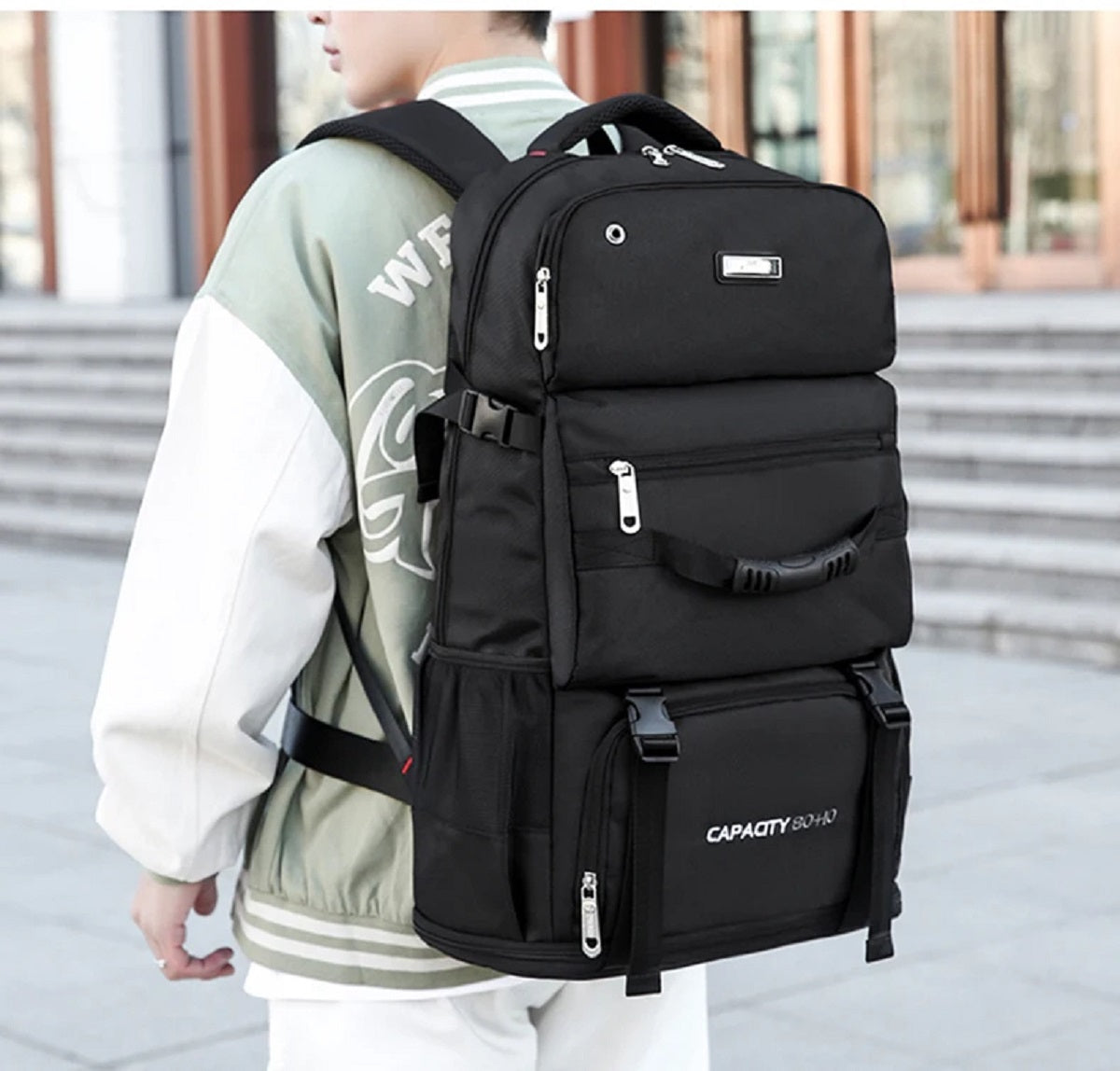 Sac de voyage à grande capacité pour les passionnés de trekking et de randonnée en plein air lors de chaque aventure