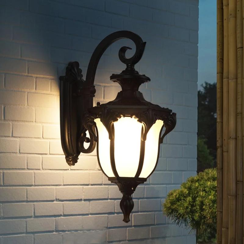 Vintage Outdoor Wall Lamp | Weather Resistant Exterior Wall Lights | Classic Outdoor Wall Lantern | Timeless Garden Lighting | Elegant Patio Fixture - Zardee-2