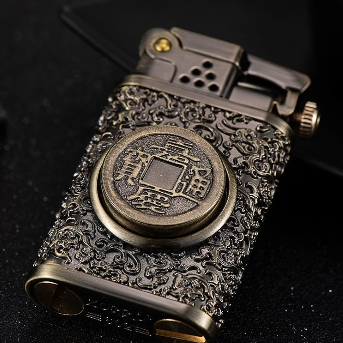 Vintage Style Windproof Gasoline Camping Flint Lighter With Antique Charm For Outdoor Use Everyday Carry