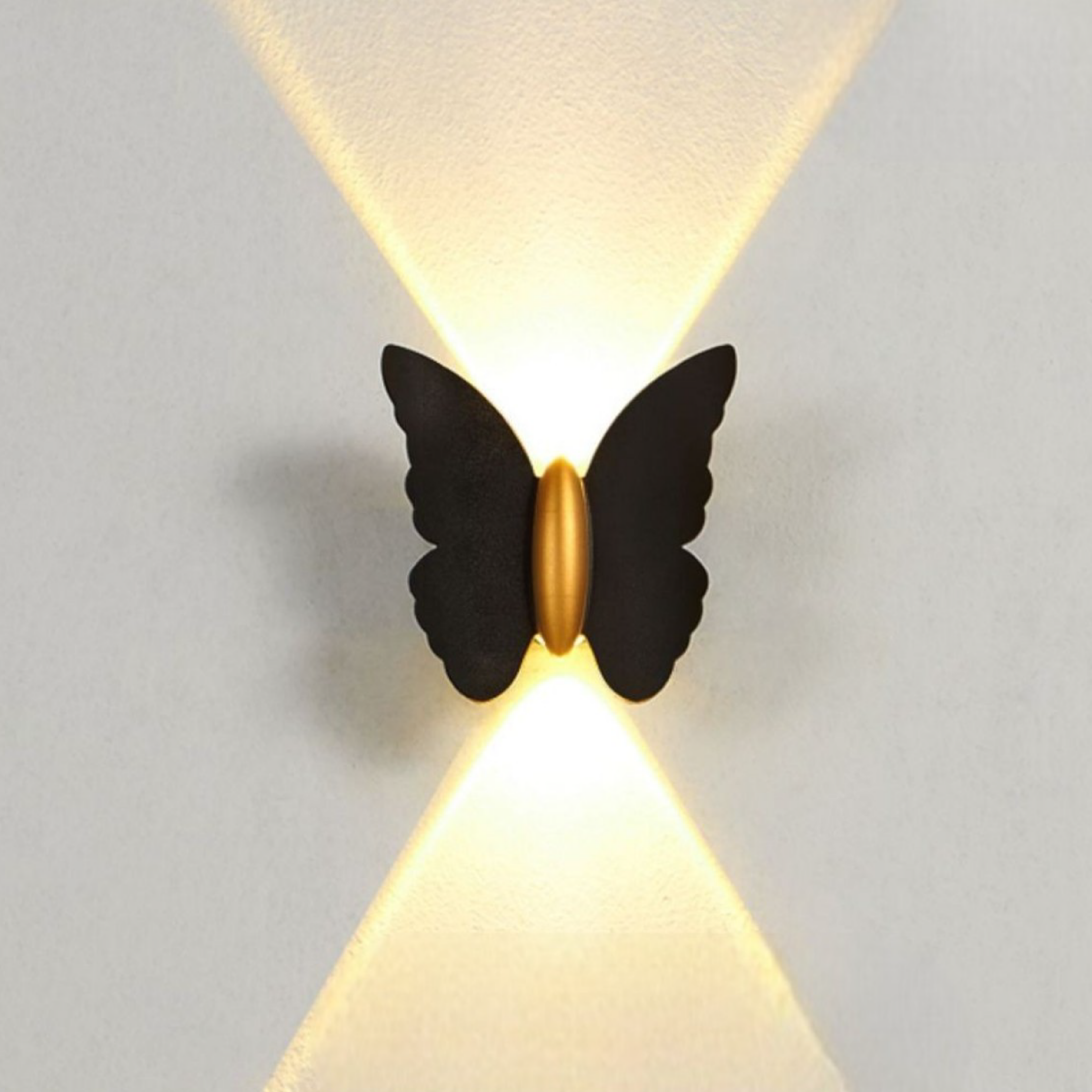 FlutterGlow sommerfugl udendørs væglampe til haver, terrasser, indgange og ydervægge