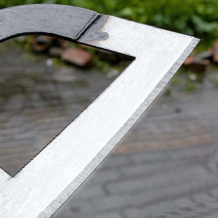 TerraForge Hul Stålhavehakke til Nem Lugning og Jordbearbejdning, Holdbart Værktøj